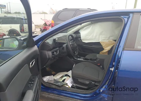 2025 Kia K4 Lxs from USA, damaged, VIN 3KPFT4DE0SE196241